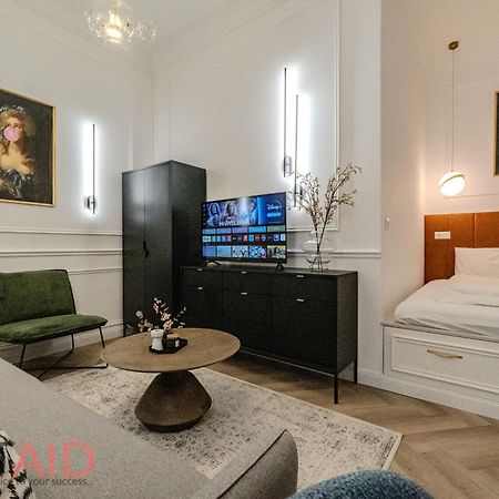 V27-2 Design Apartment - Hostaid Budapest Exterior photo